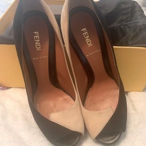 Fendi stilettos size 6.5 black & creme